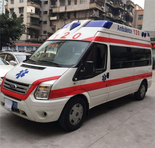 德保信赖我们的救护车出租,让转院不再艰难