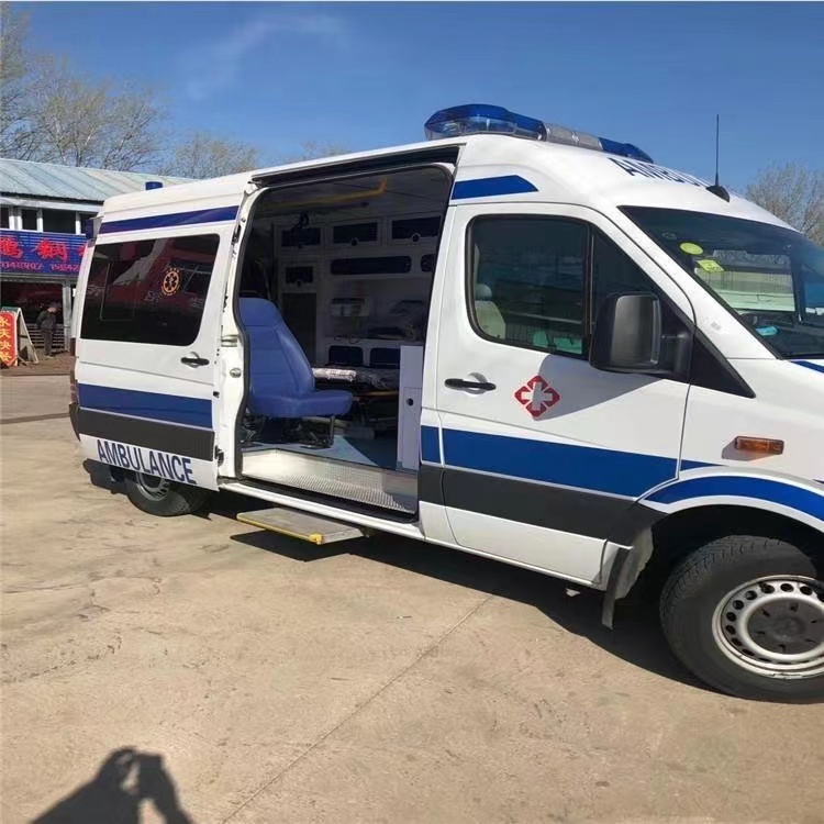 德保私人长途救护车出租转院回家